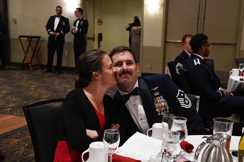 168th Wing hosts Dining Out, Air Force Tradition, Hap Arnold's &quot;Wing Ding&quot;