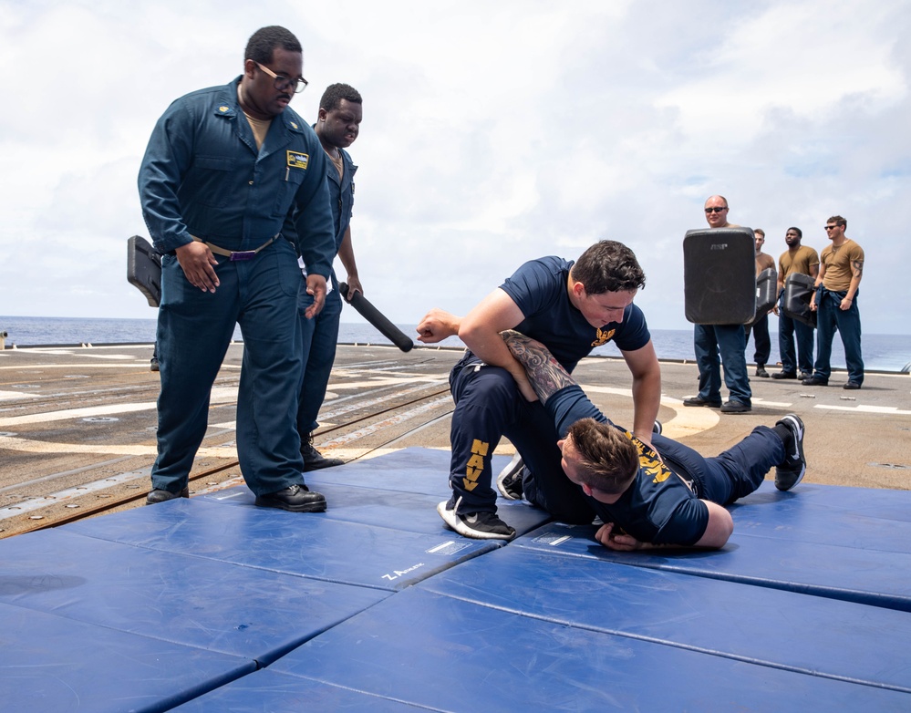 USS Robert Smalls (CG 62) Conducts SRF Bravo