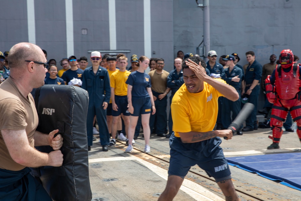 USS Robert Smalls (CG 62) Conducts SRF Bravo