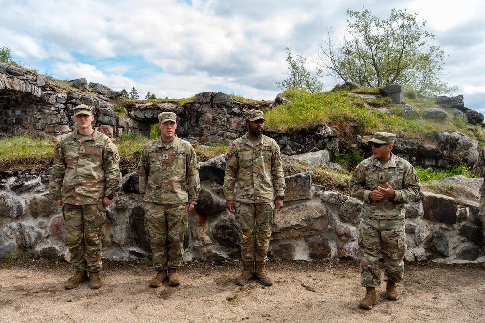 Re-enlistment, promotion at the Kajaani Castle Ruins