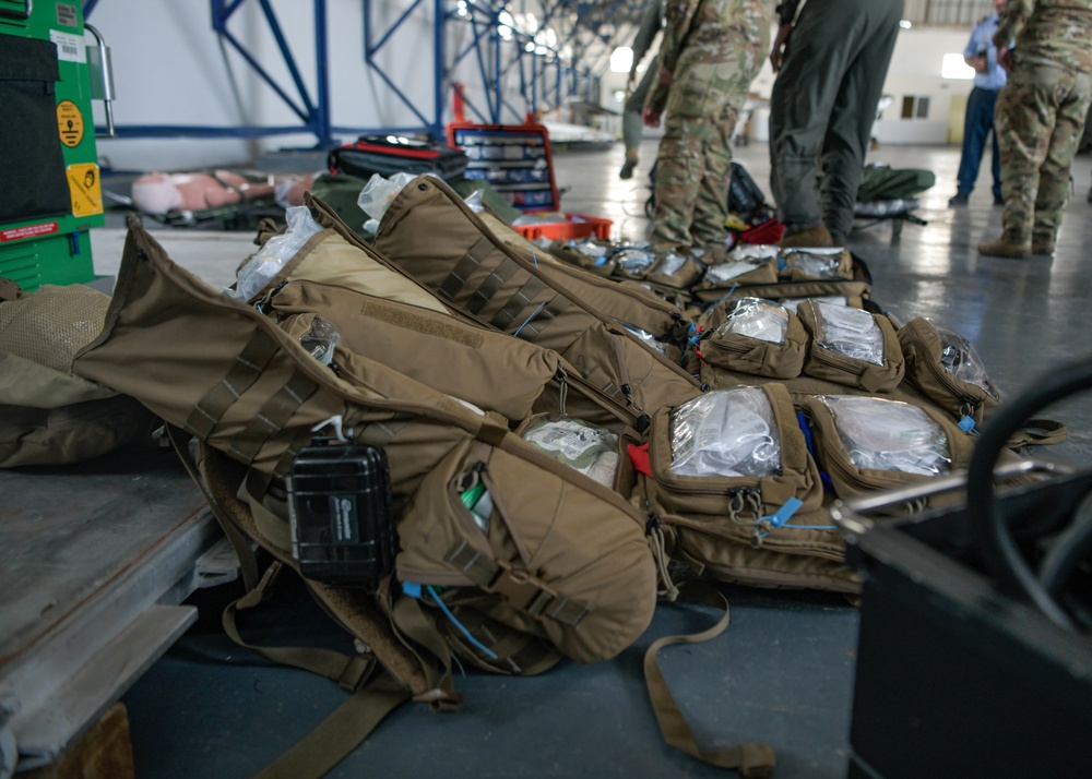 86th Aeromedical Evacuation Squadron conducts training with Moroccan Air Force medics during African Lion 2023