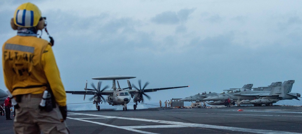 Dvids Images Uss Ronald Reagan Cvn 76 Conducts Flight Operations Image 6 Of 6 8029