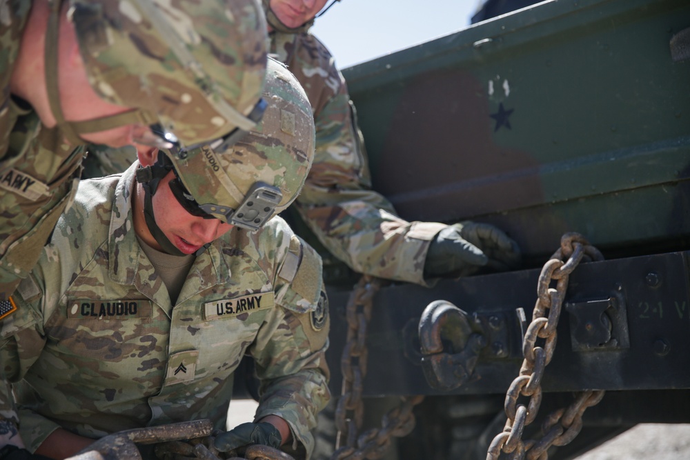 U.S. Soldiers Conduct Vehicle Recovery Training