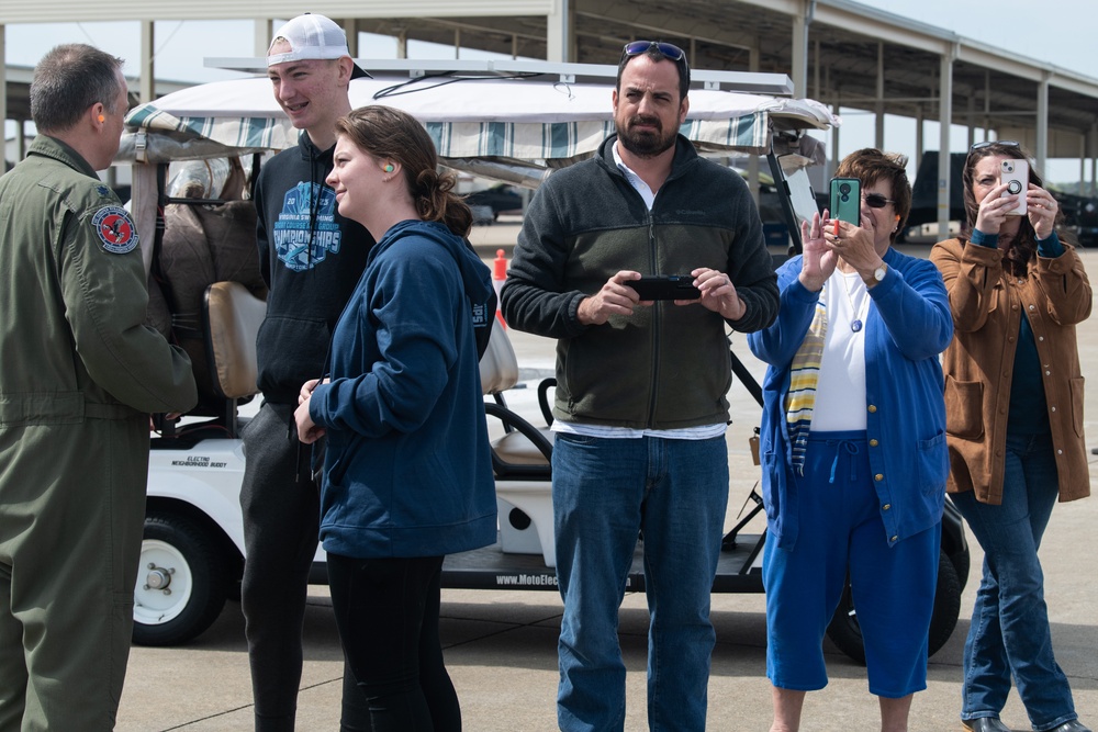 Lt. Col. Frodsham performs Fini Flight before retirement