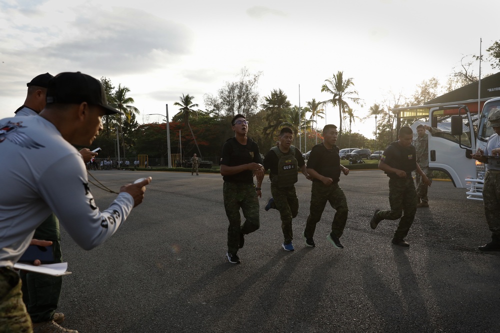 Commandos test physical resistance