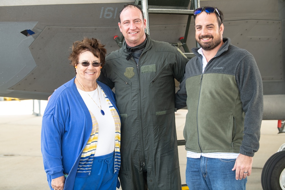 Lt. Col. Frodsham performs Fini Flight before retirement