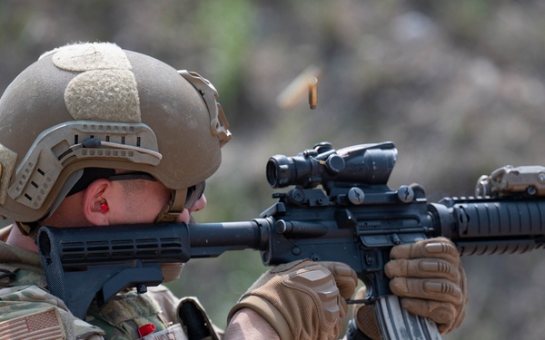 790 MSFS trains at Guernsey