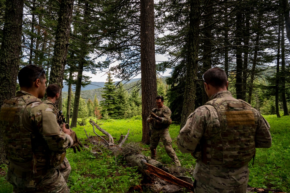 Montana Airmen conduct SERE refresher training