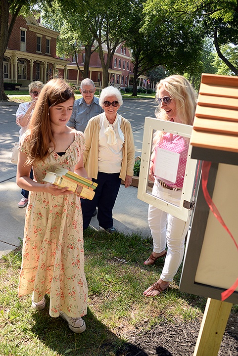 Free little neighborhood library opens for book exchanges