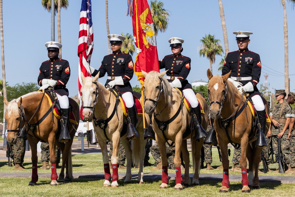 MWSS-371 hosts a change of command