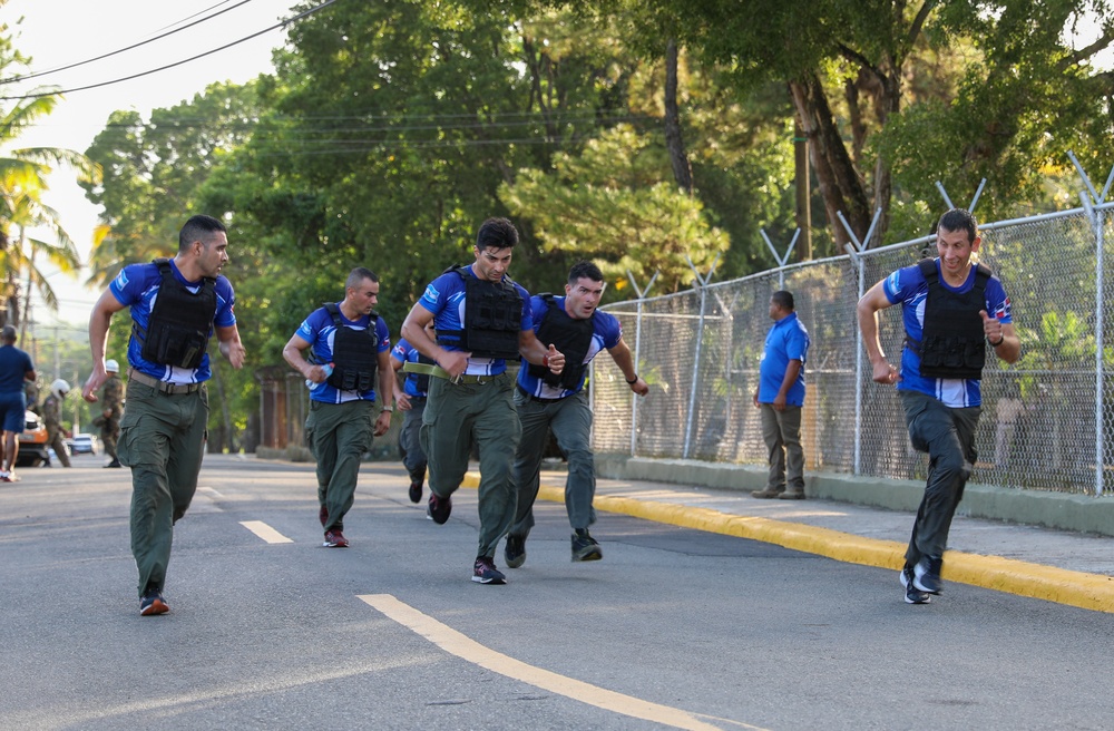 Commandos test physical resistance