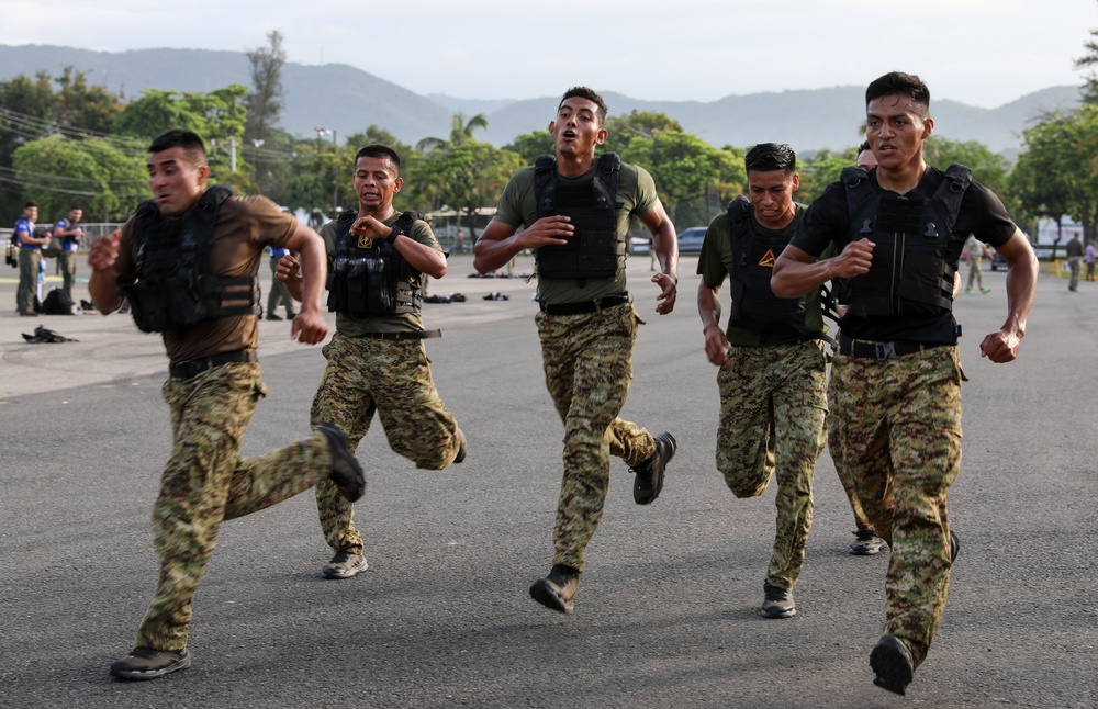 Commandos test physical resistance