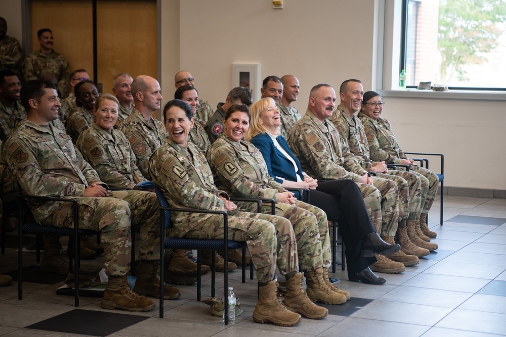 192nd Command Chief Master Sgt. Roberts retires