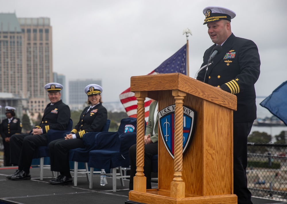 Captain Paul Lashmet Retirement Aboard Midway