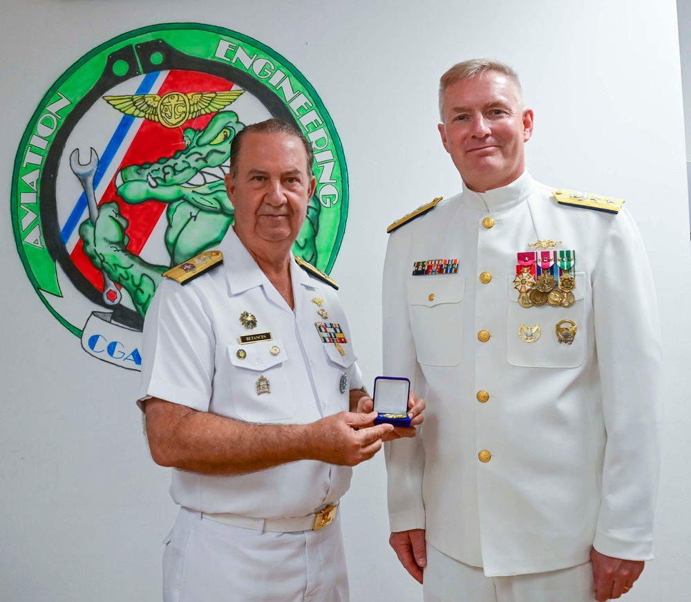 Coast Guard, Dominican Republic Navy discuss bilateral initiatives