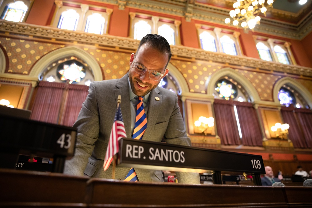 CT Air Guard Chaplain recites prayer for Connecticut General Assembly