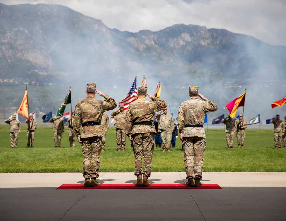 4th Infantry Division Change of Command