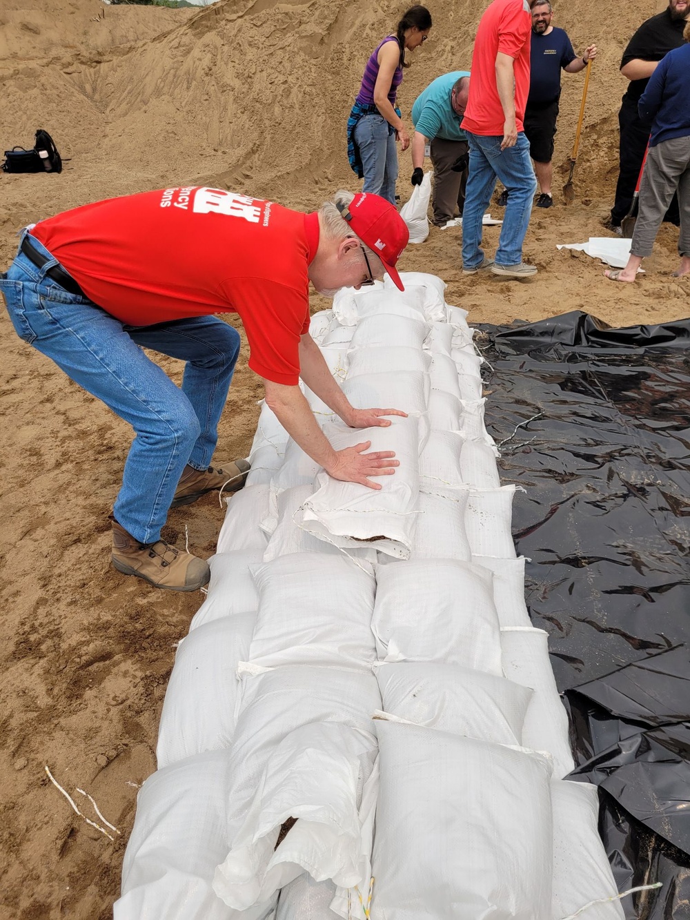 DVIDS - News - Corps conducts sandbag training