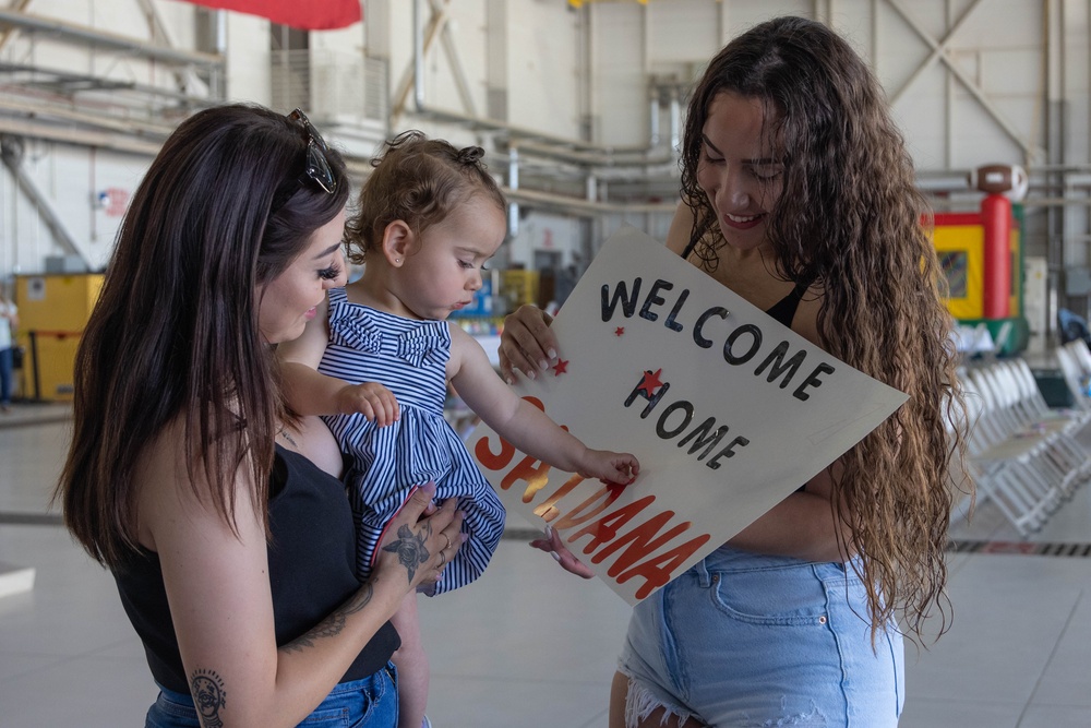 VMFA-122 Deployment Homecoming