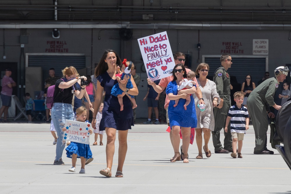 VMFA-122 Deployment Homecoming