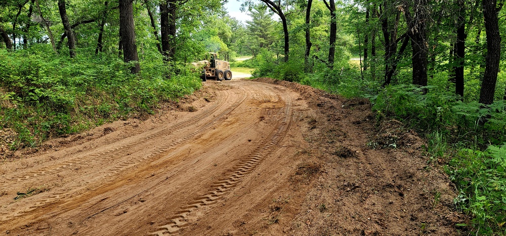 Army Reserve's 411th Engineer Company supports troop project at Fort McCoy