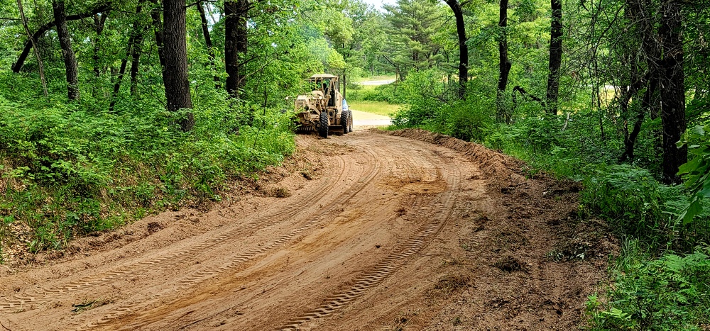 Army Reserve's 411th Engineer Company supports troop project at Fort McCoy