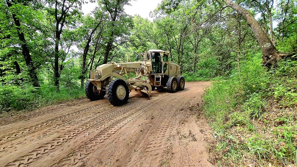 Army Reserve's 411th Engineer Company supports troop project at Fort McCoy