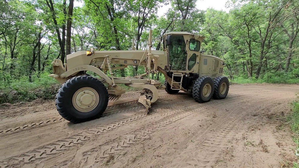 Army Reserve's 411th Engineer Company supports troop project at Fort McCoy