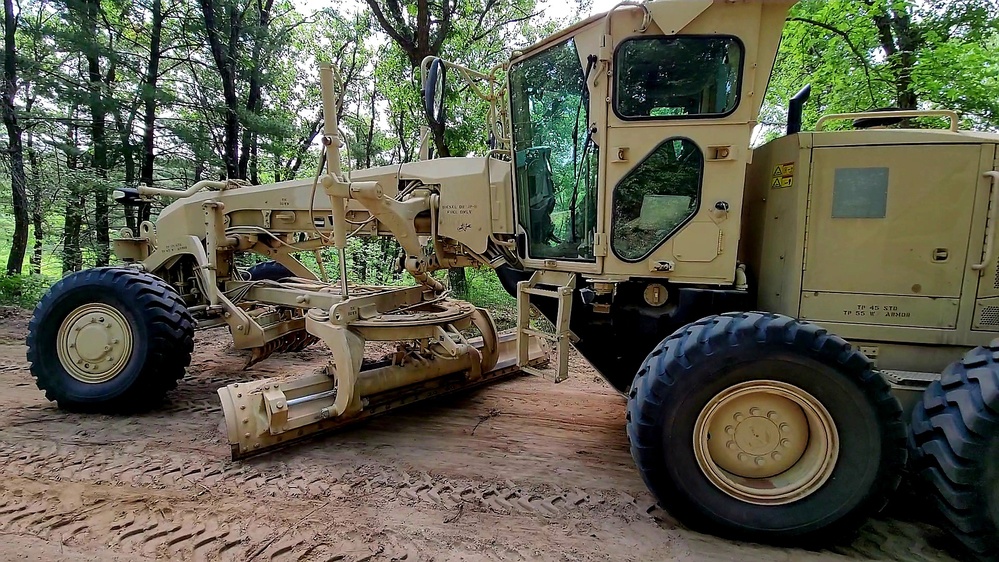 Army Reserve's 411th Engineer Company supports troop project at Fort McCoy