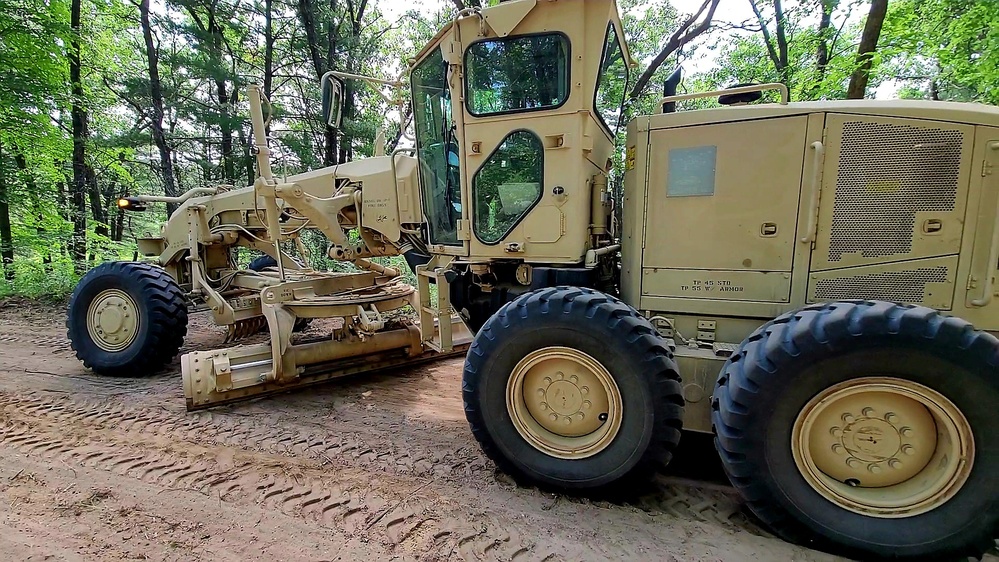 Army Reserve's 411th Engineer Company supports troop project at Fort McCoy