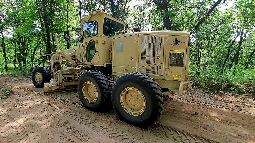 Army Reserve's 411th Engineer Company supports troop project at Fort McCoy