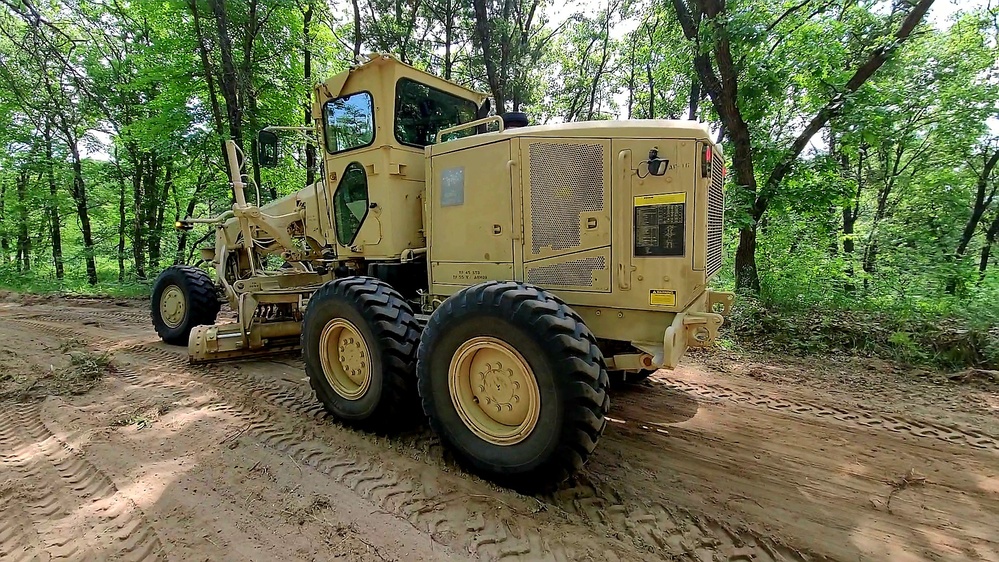 Army Reserve's 411th Engineer Company supports troop project at Fort McCoy