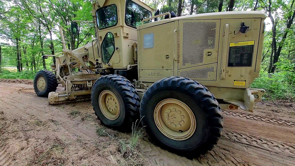 Army Reserve's 411th Engineer Company supports troop project at Fort McCoy