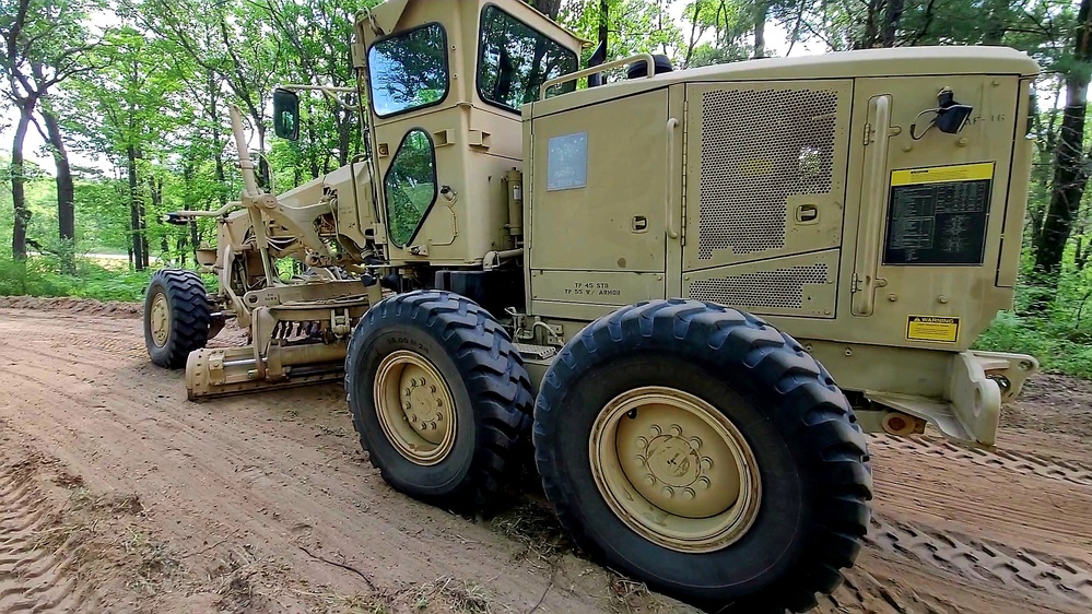 Army Reserve's 411th Engineer Company supports troop project at Fort McCoy