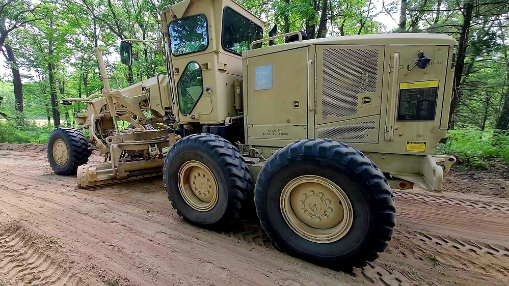 Army Reserve's 411th Engineer Company supports troop project at Fort McCoy