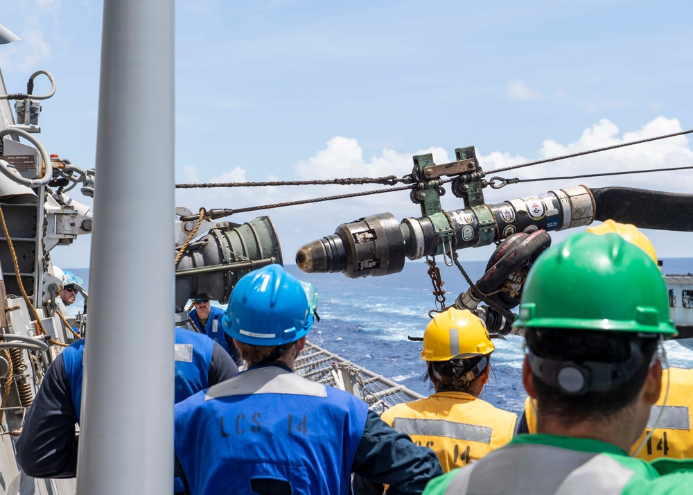 USS MANCHESTER (LCS 14) CONDUCTS REFUELING WITH USNS WALLY SCHIRRA (T-AKE 8)