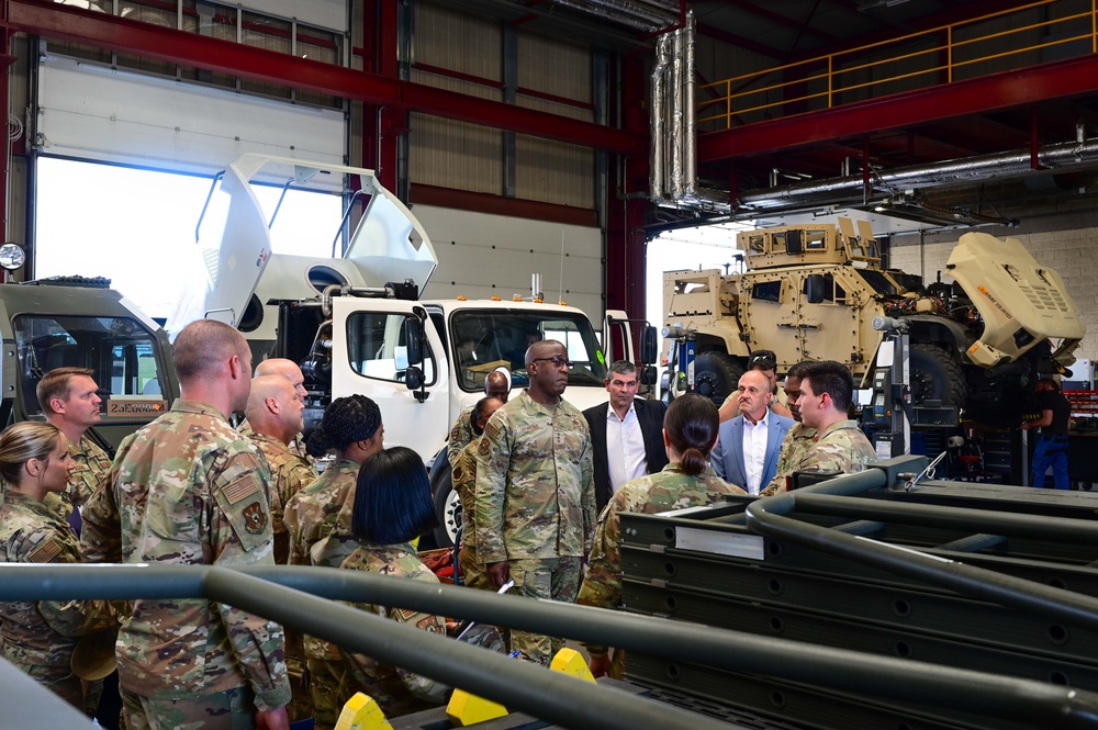 Lt. Gen. Hawkins tours the 86th MMS war reserve materiels