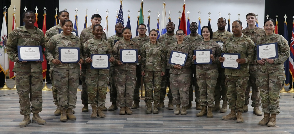 Mass re-enlistment during Army Heritage Observance