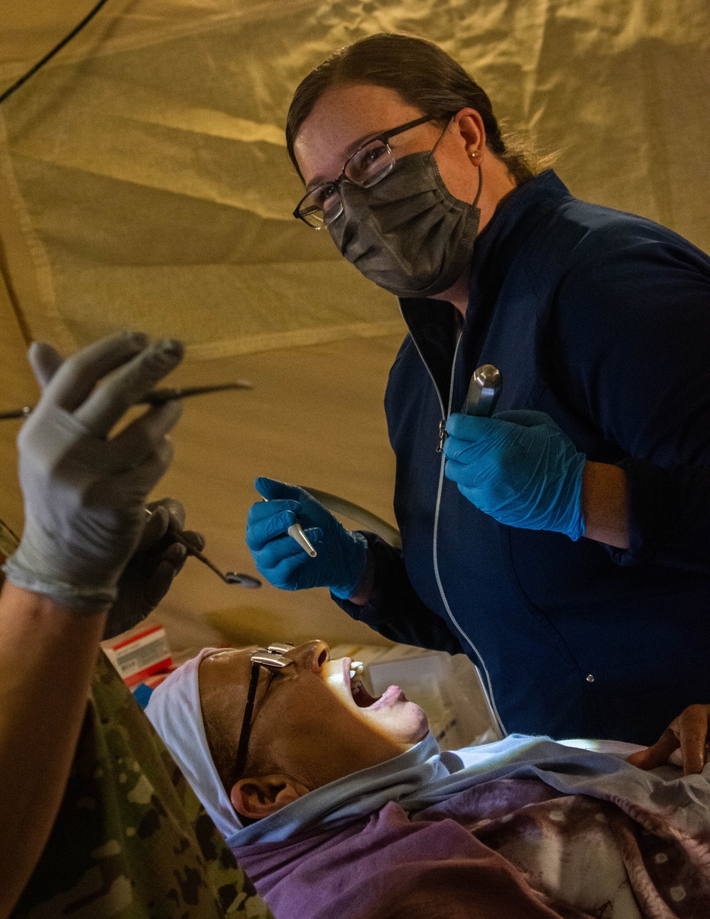 Brig. Gen. Cashman visits the 151st Medical Group from Utah Air National Guard operations at HCA field hospital during African Lion 2023