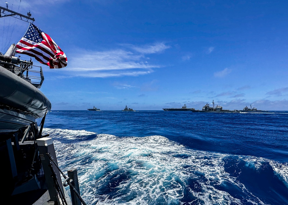 USS Rafael Peralta (DDG 115) participates in a multiple large deck event