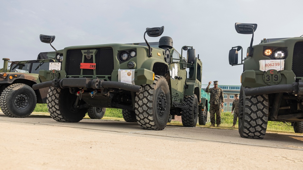 3rd LSB Prepares for Combined Joint Logistics Over-the-Shore Operations