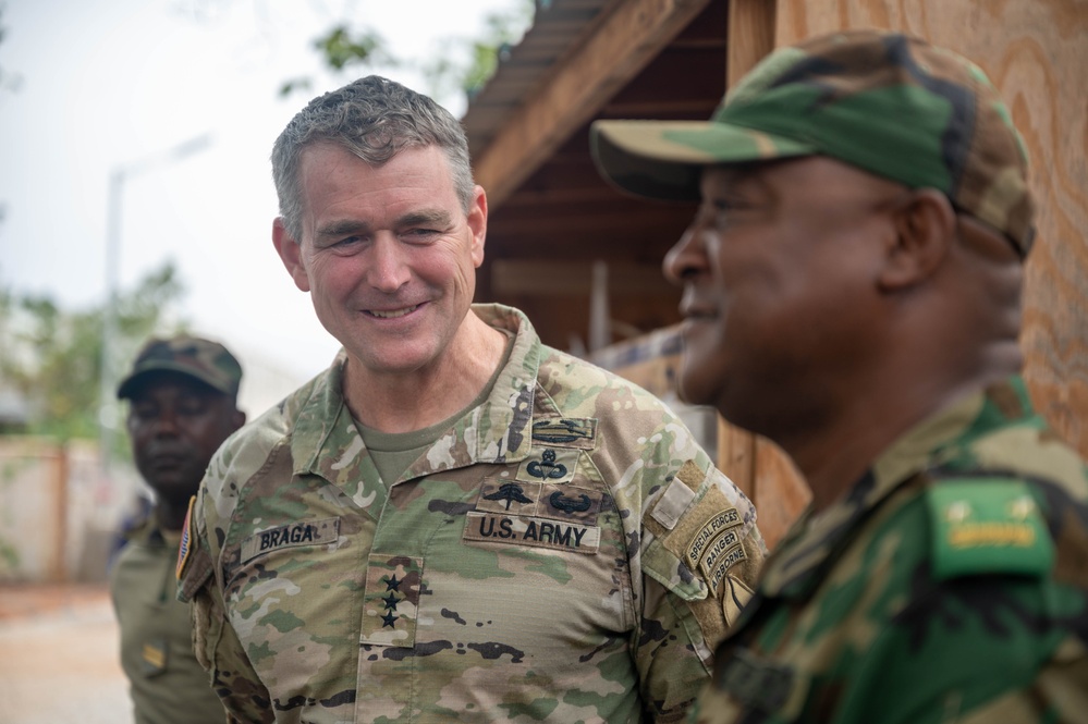 Lt. Gen. Braga visits Air Base 101, Niger.