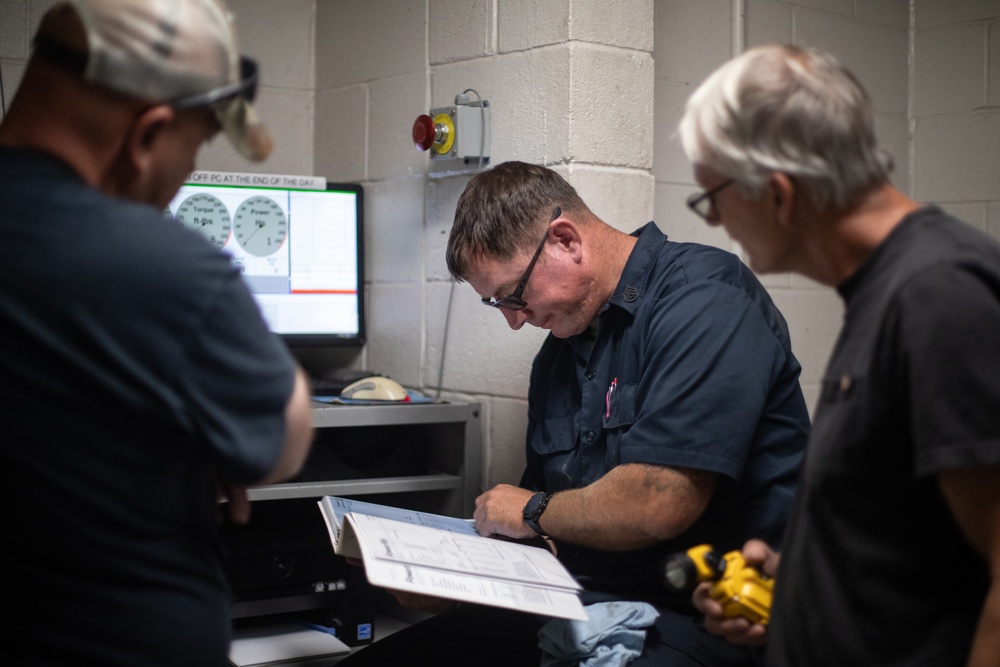 2nd Maintenance Battalion Engine Maintenance