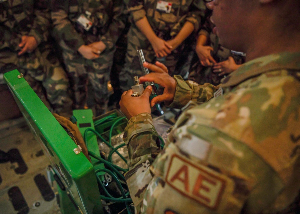 86th Aeromedical Evacuation Squadron conducts medical hands-on training with Moroccan Air Force medics during African Lion 2023