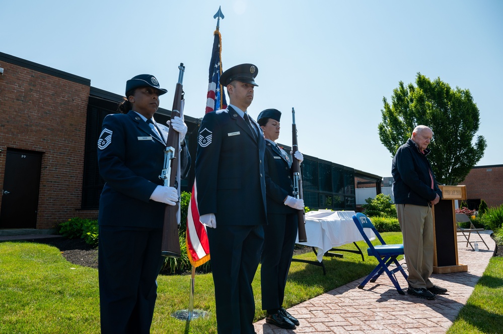 Korean War Marine veteran receives Korean Ambassador for Peace Medal day before his 90th birthday