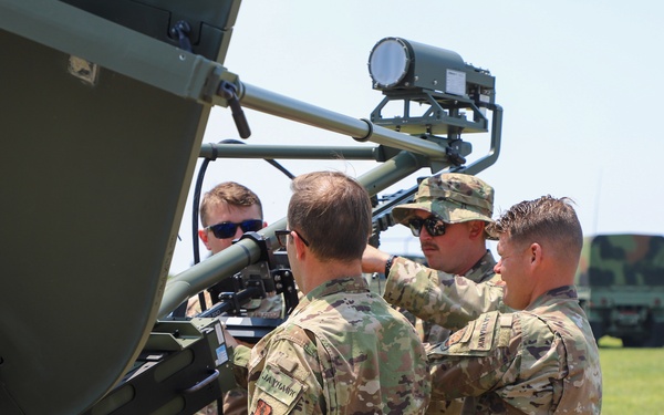 Large-scale readiness exercise tests military capabilities under stress