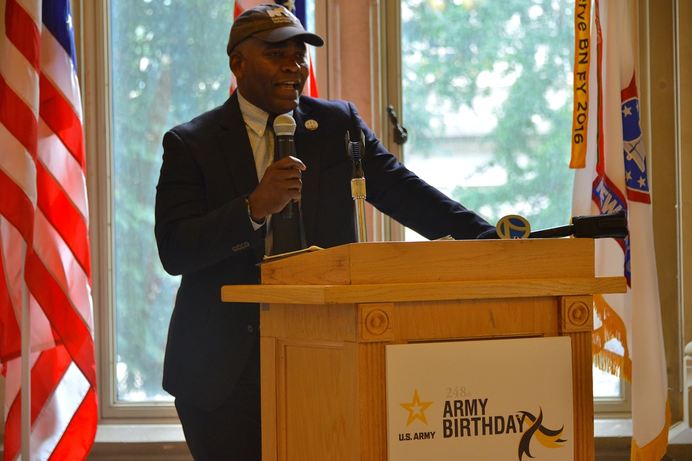 Army NYC Recruiting Battalion Hosts U.S. Army 248th Birthday Celebration