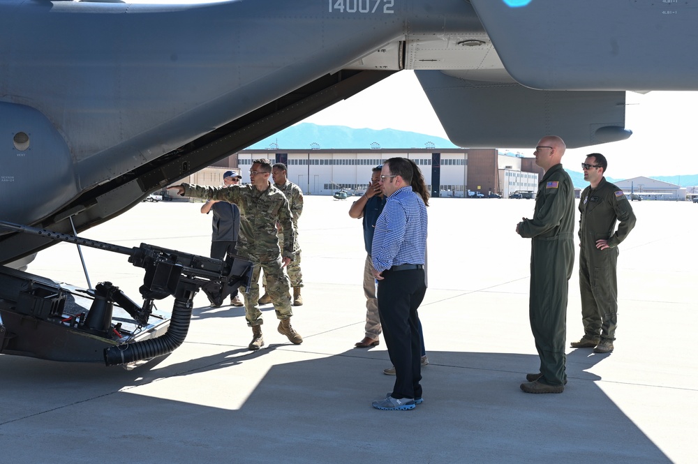 AETC Command and Civic Leaders visit Team Kirtland