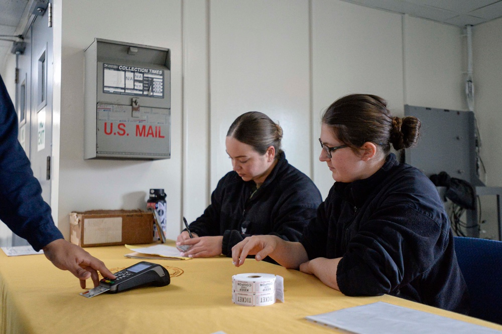 Abraham Lincoln Sailors cook food