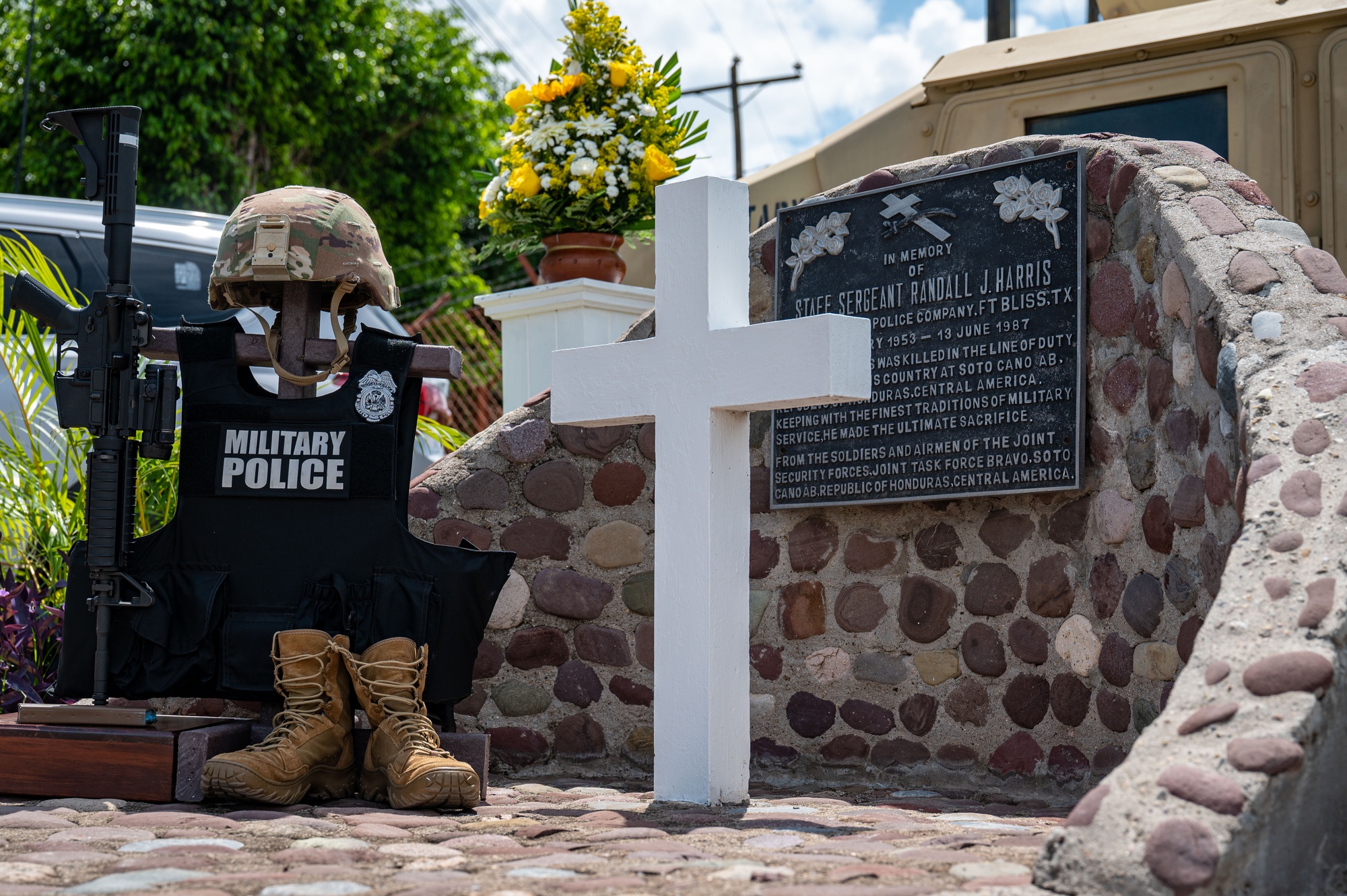DVIDS - Images - 225th MP Detachment honors anniversary of fallen 